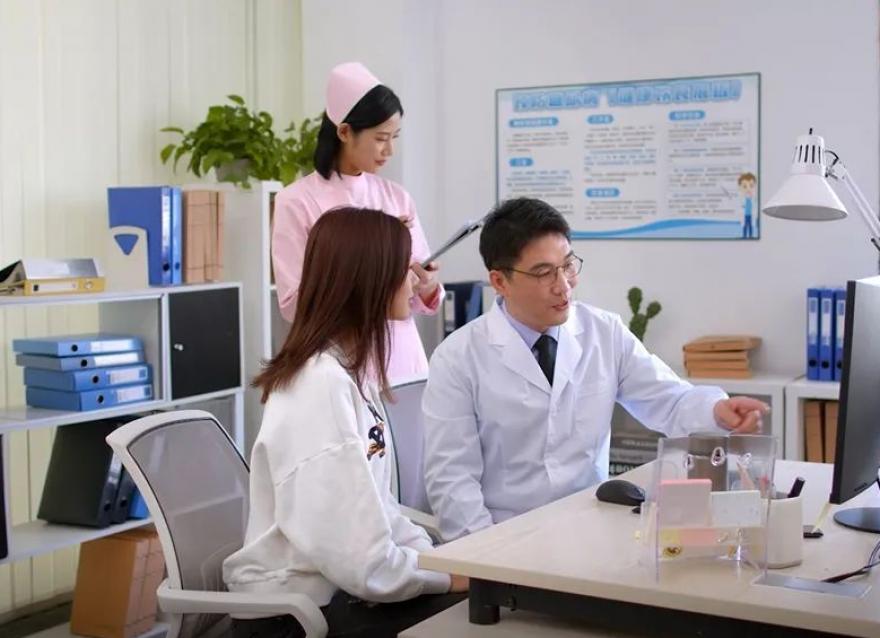 無(wú)科界血糖管理如何“更高效”？多家醫(yī)院的慢病管理模式給出啟發(fā)